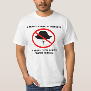 CAMISETA AVISO DE PRESERVA DE REDNECK, SEM ABDUÇÃO...