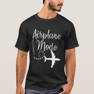 Camiseta Aviso de Viajante de Férias em Modo de Avião