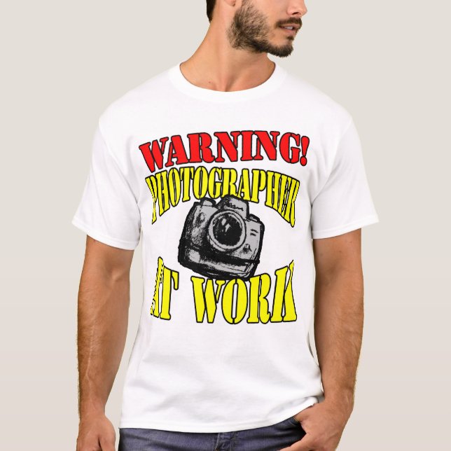 Camiseta Aviso! Fotógrafo no trabalho! (Frente)