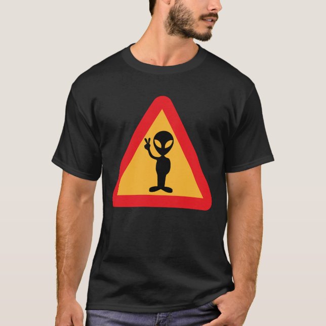 Camiseta Aviso para Aliens - SinalT-Shirt (Frente)
