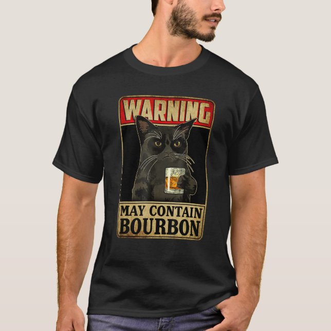 Camiseta Aviso Pode Conter Bourbon Whiskey Sarcastic Drin (Frente)