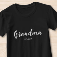 Avó com Script Branco Fundada em Preto