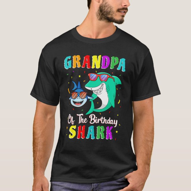 Camiseta Avô Da Família Aniversário Do Tubarão (Frente)