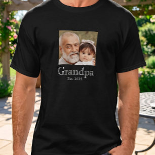 Camiseta Avô Estabelecido Foto Branco Texto Negrito Minimal