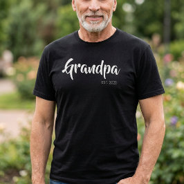 Camiseta Avô Estabelecido Script Preto Branco