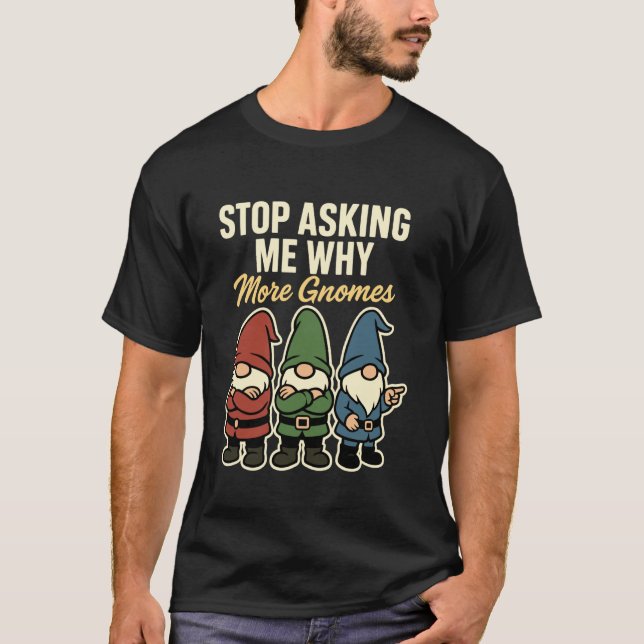 Camiseta Avó Gnomo de Jardim Excêntrico Gnomecore Caprichos (Frente)