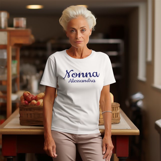 Camiseta Avó Não-italiana (Nonna (Italian for "Grandma" 
White Tee)