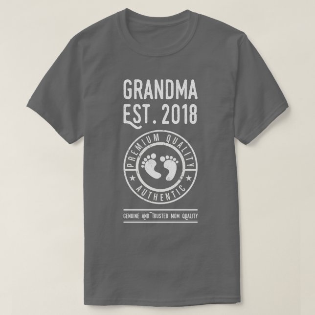 Camiseta Avó no Est 2018 Esperando nova oferta para bebês e (Frente do Design)
