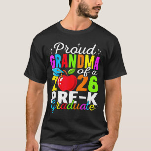 Camiseta Avó orgulhosa da pré-escola de 2026 formada no dia