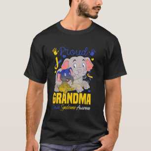 Camiseta Avó Orgulhosa Síndrome de Down Elefante Amarelo &