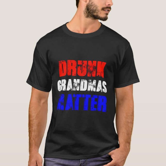 Camiseta Avós Bêbadas Contam 4 De Julho Presente Para Mulhe (Frente)