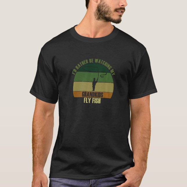 Camiseta Avós Preferem Observar Netos Pescando com Mosca (Frente)