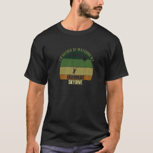 Camiseta Avós Preferem Ver Netos Saltando de Paraquedas