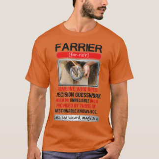 Camiseta Awesome Farrier Who Does Precision Guesswork T