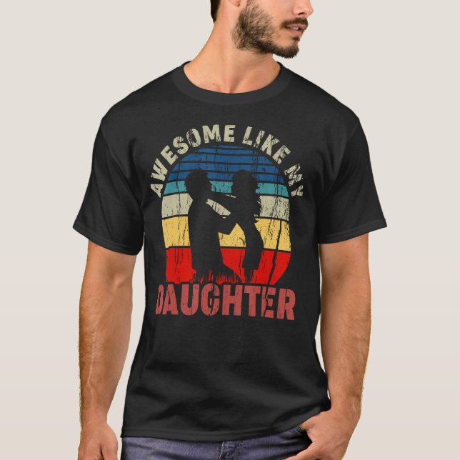 Camiseta Awesome Like My Daughter Retro Men Dad  Family Mat (Frente)