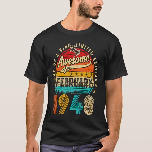 Camiseta Awesome Since February 1948 75 Years Old 75th Birt (Frente)