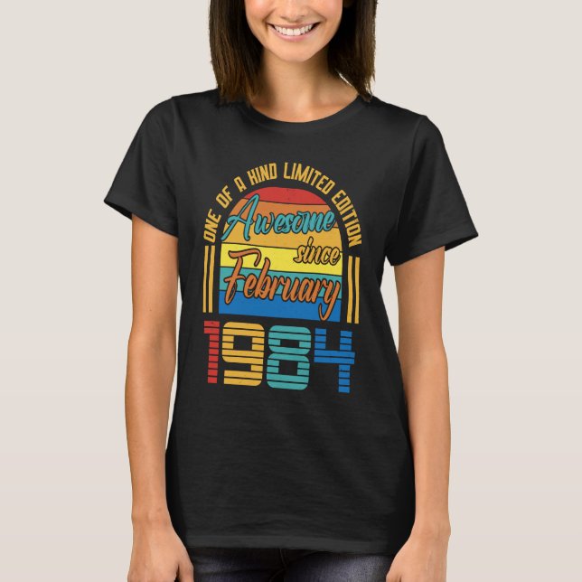 Camiseta Awesome Since February 1984 39 Years Old 39th Birt (Frente)