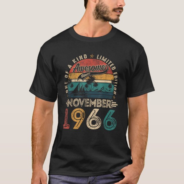 Camiseta Awesome Since November 1966 59 Years Old 59th Birt (Frente)