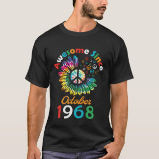 Camiseta Awesome Since October 1968 is a Funny Quote