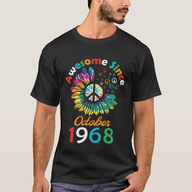 Camiseta Awesome Since October 1968 is a Funny Quote (Frente)