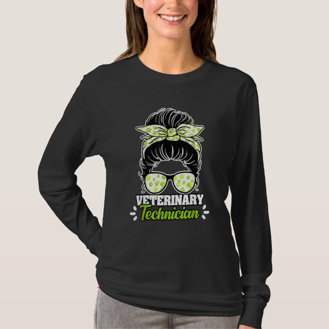 Camiseta Awesome Veterinary Technician Messy Bun For A Vet  (Frente)