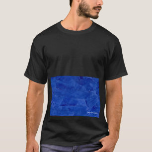 Camiseta Azul Escuro Gráfica Grande e Negrita