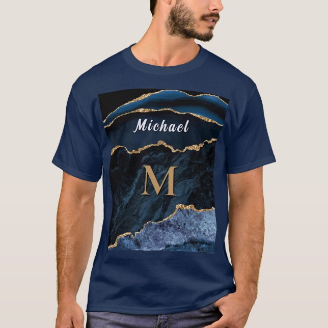 Camiseta Azul Marinho Dourada com Letra do Nome Pe (Frente)