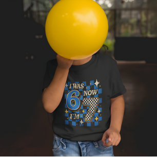 Camiseta Azul Xadrez Eu tinha 6 Agora tenho 7 Engraçado 67