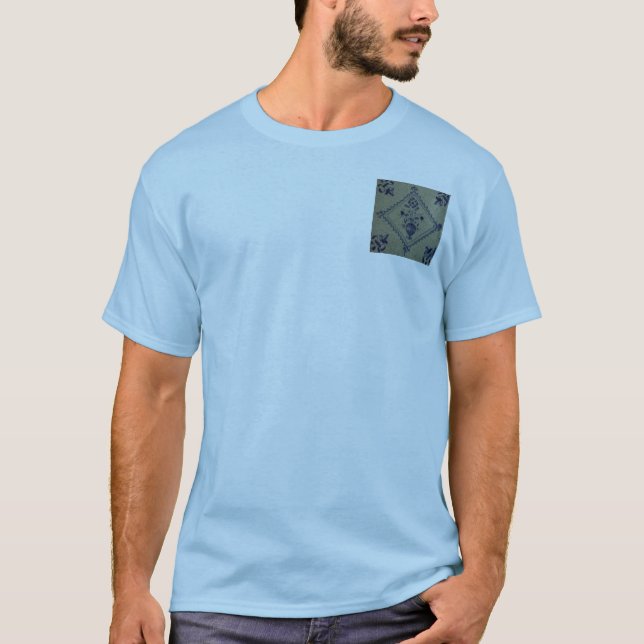 Camiseta Azulejo Azul Delft - Vaso com Flores e Buquê (Frente)