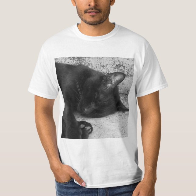 Camiseta B&W - Cat Sleeping (Frente)