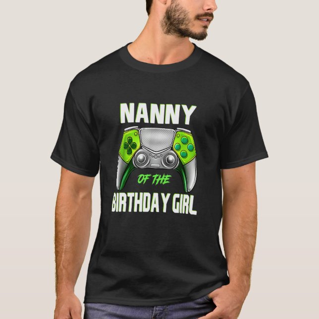 Camiseta Babá do Vídeo da Família Aniversário que Combina (Frente)