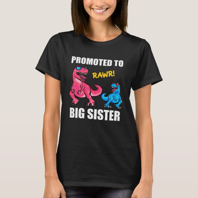 Camiseta Baby Announcement Promoted To Sistersaurus  Big Si (Frente)