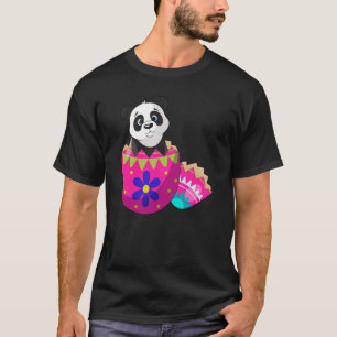 Camiseta Baby Panda Hatching from Easter OvoPáscoa Day