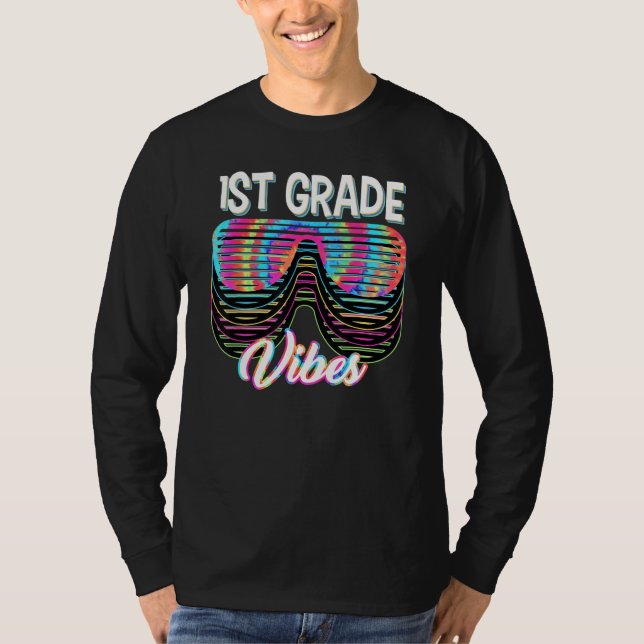 Camiseta Back To School 1st Grade Vibes Girls Boys Tie Dye (Frente)