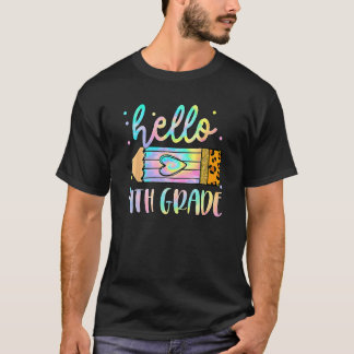 Camiseta Back To School Hello 4th Grade Leopard Tie Dye Pen
