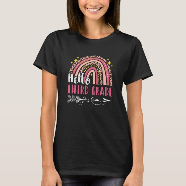 Camiseta Back To School Hello Third Grade Rainbow Teacher K (Frente)