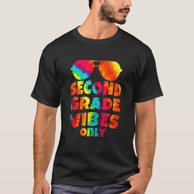 Camiseta Back To School Kids 2nd Grade Vibes Only Sunglasse (Frente)