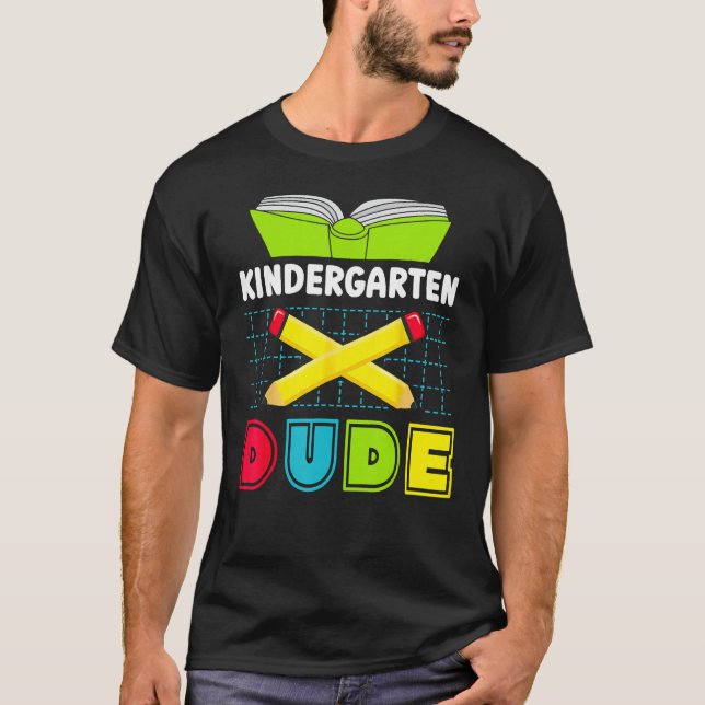 Camiseta Back To School Kindergarten Dude Pencil Boys Kids (Frente)