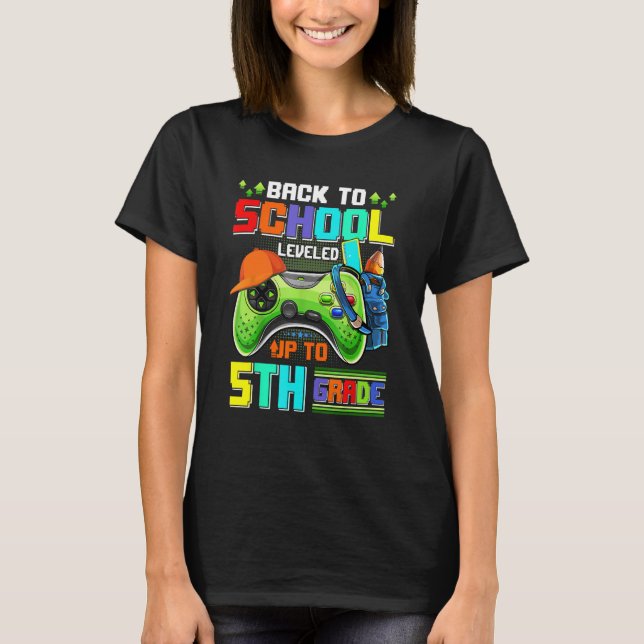Camiseta Back To School Leveled To 5th Grade School Boys Vi (Frente)