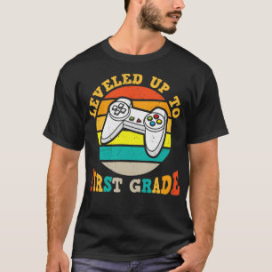 Camiseta Back to school-leveled up to first grade