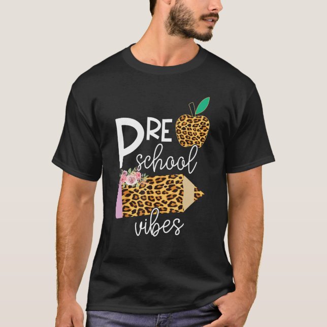 Camiseta Back To School Preschool Grade Vibes Student Teach (Frente)