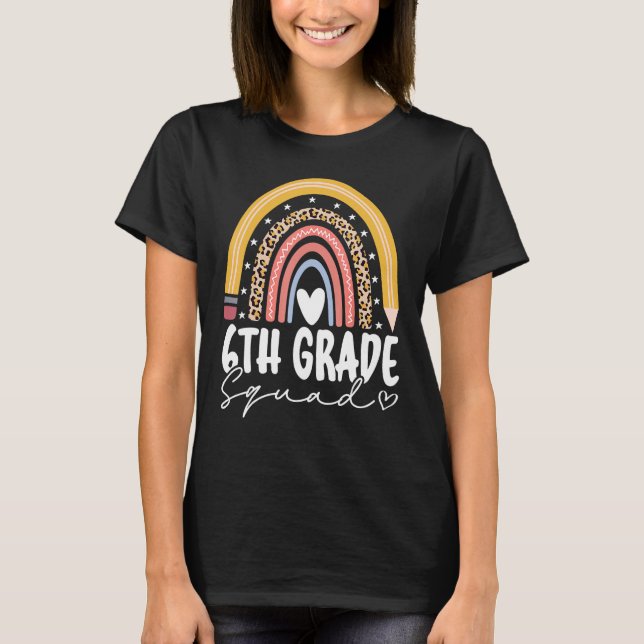 Camiseta Back To School Rainbow 6th Sixth Grade Squad For T (Frente)