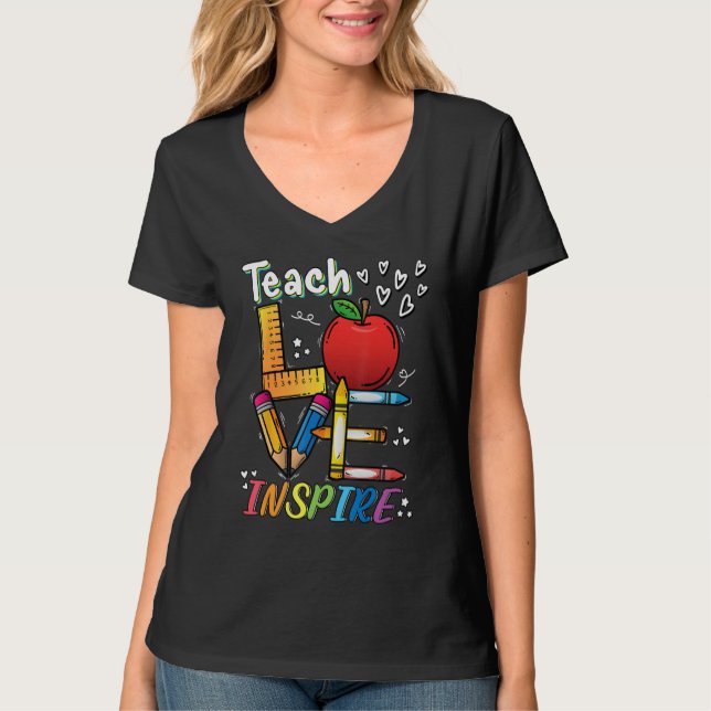 Camiseta Back To School Teach Love Inspire  Teachers Women  (Frente)