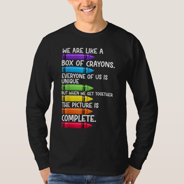 Camiseta Back To School Teacher We Are Like A Box Of Crayon (Frente)