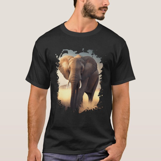 Camiseta Backprint Lonely elephant in the African savanna (Frente)