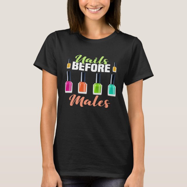 Camiseta Backprint Nails before Males Feminism Nail Polish (Frente)