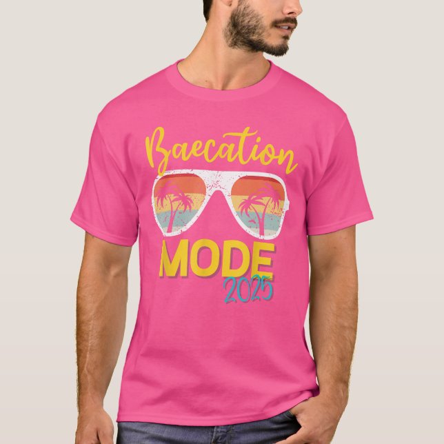 Camiseta Baecations Mode 2025 Correspondente Casais Trip Be (Frente)