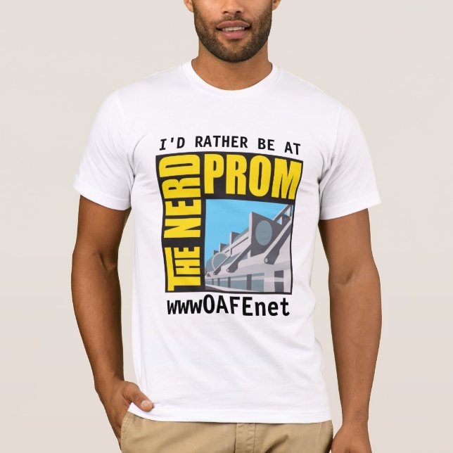 Camiseta Baile de formatura do nerd (Frente)