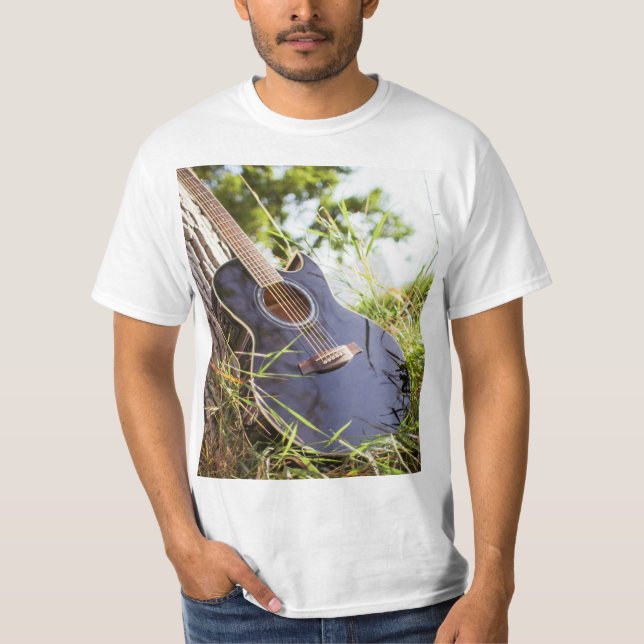 Camiseta Baixo Bonito Guitarra (Frente)