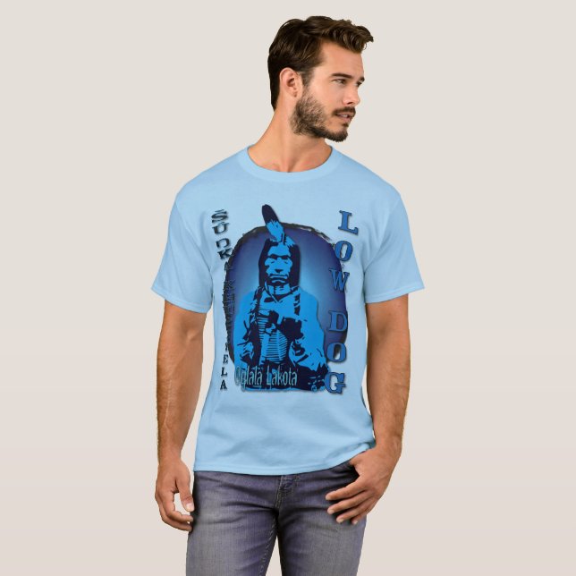 Camiseta Baixo chefe de Oglala do cão (Frente Completa)